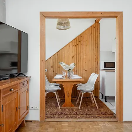 Lägenhet Komfortowy Z 2 Sypialniami By Renters *