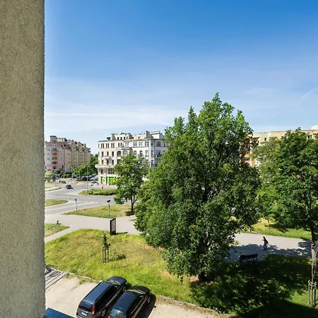 Komfortowy Z 2 Sypialniami By Renters Apartamento